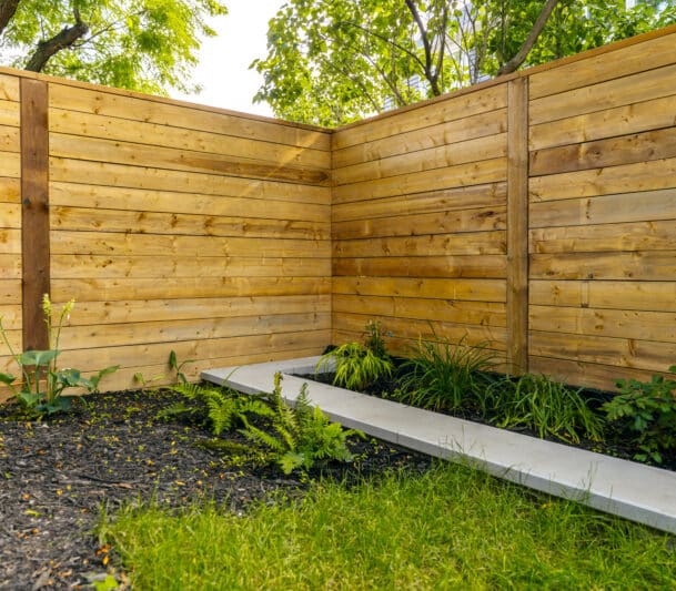 fence construction aurora