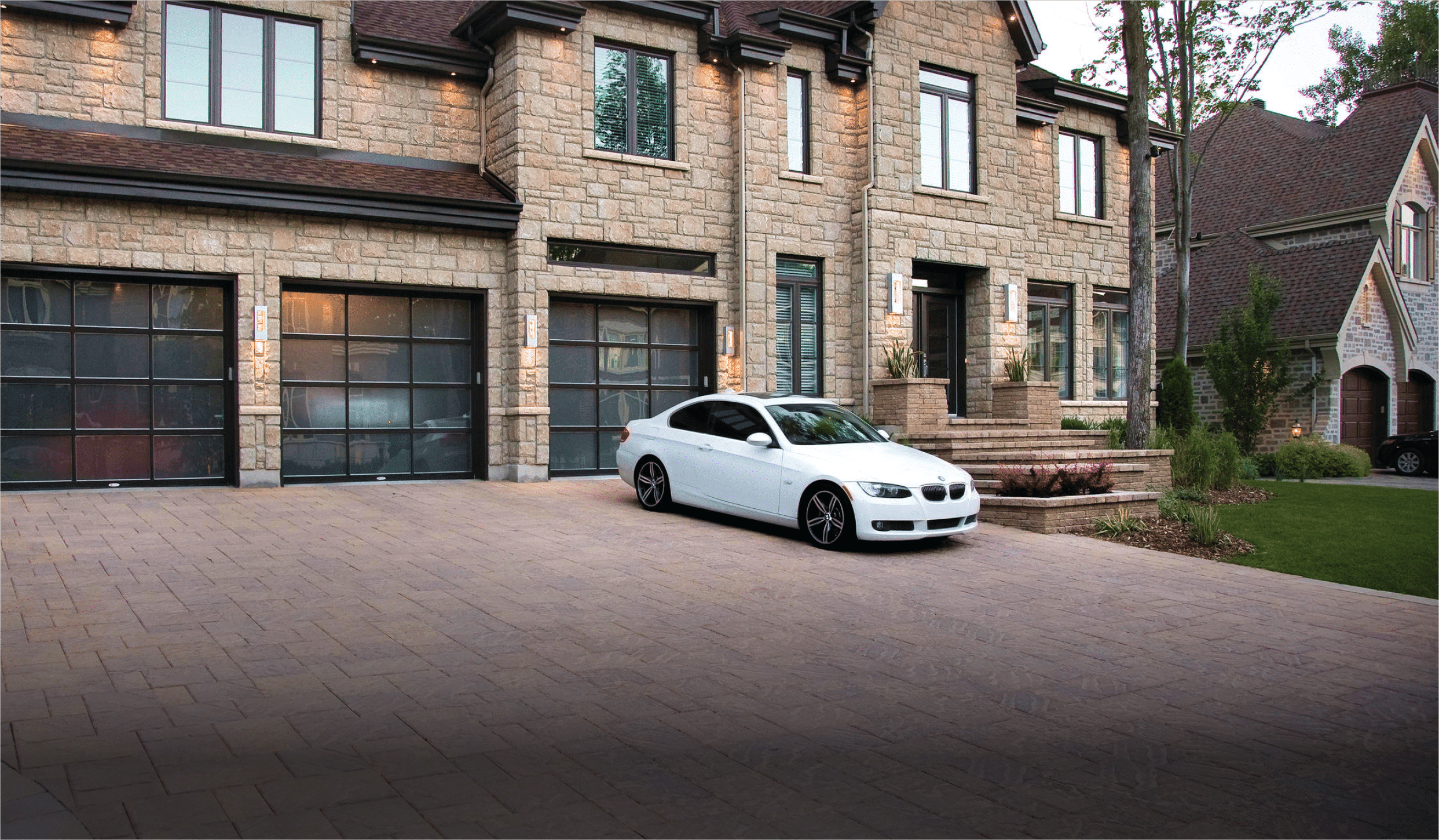 Toronto driveway interlocking services