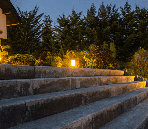 Landscape lighting on interlocking steps