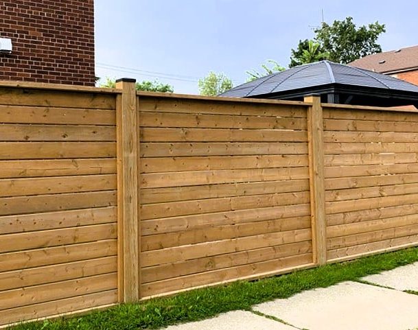 Best fence installation services Toronto