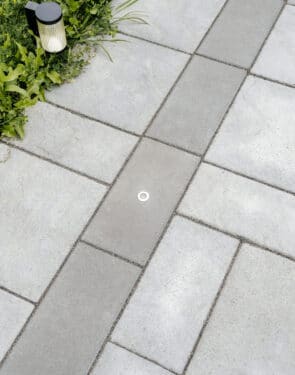 landscape lighting with interlocking