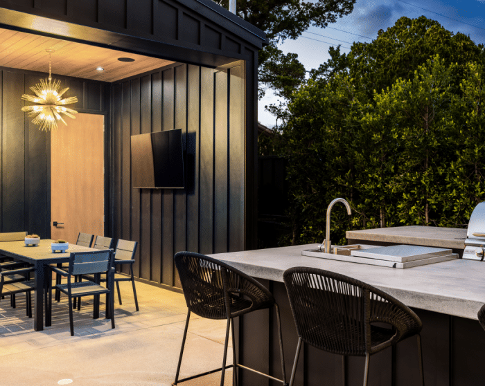Outdoor kitchen in Toronto
